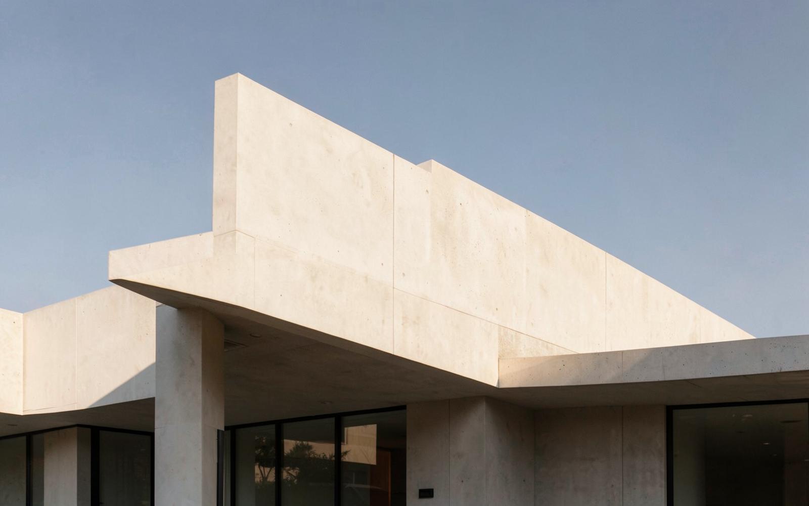 NORTH — Modern business concept